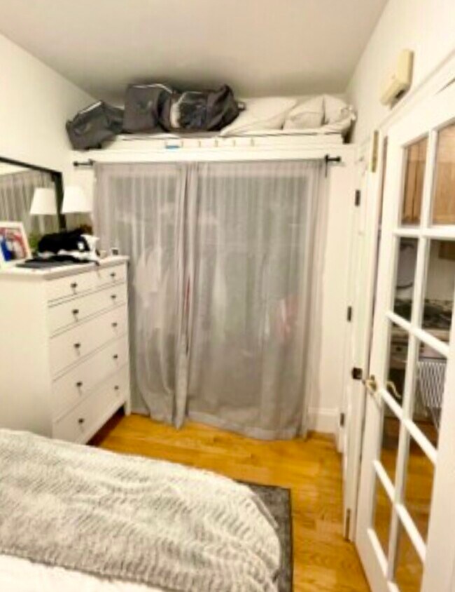 86 W Cedar St unit A, Boston, MA 02114 - photo 5