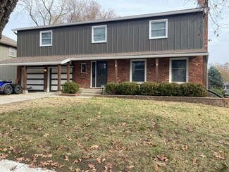 9601 Horton St, Overland Park, KS 66207
