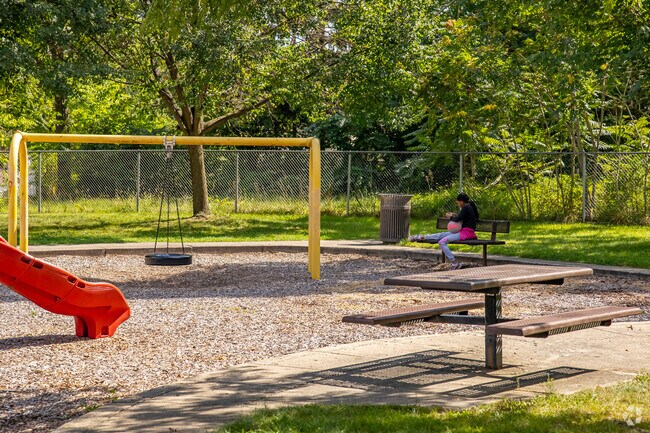 Meachem Park is a perfect place to meet up with friends.