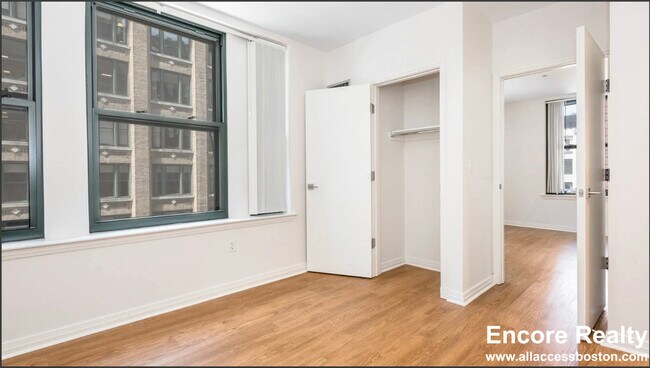 1 India St unit 4I, Boston, MA 02109 - photo 4