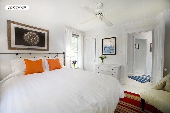 78 Moses Ln, Southampton, NY 11968 - photo 5