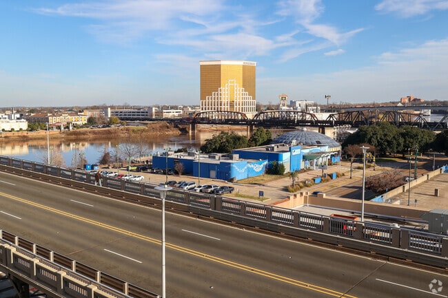 The locals of Bossier City can cross the river and spend some time at one of the casinos.