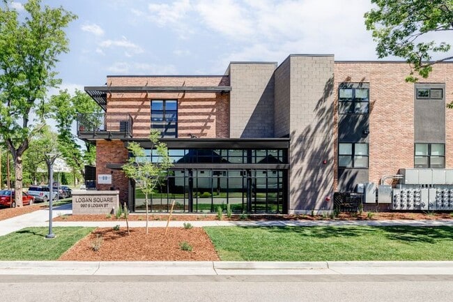 Logan Square Apartments, Denver, CO 80209 - photo 4