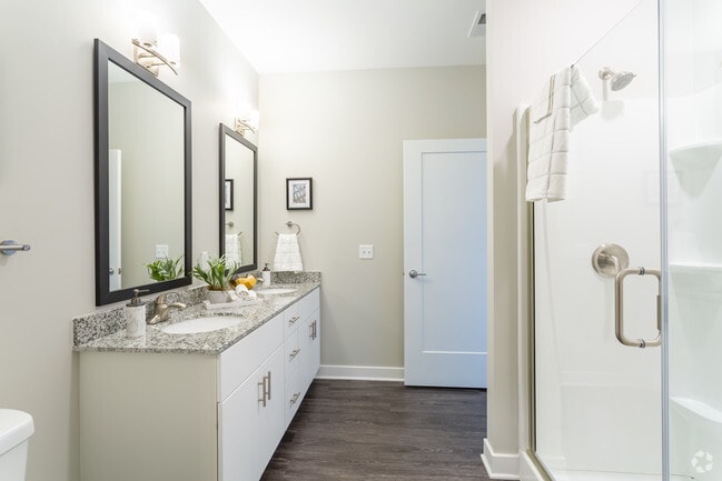 Mill at Ironworks Plaza, Mishawaka, IN 46544 - photo 7