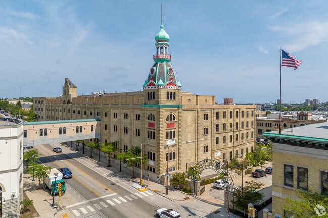 Alverno students can attend Golda Meir School, one of the best high schools in the state.