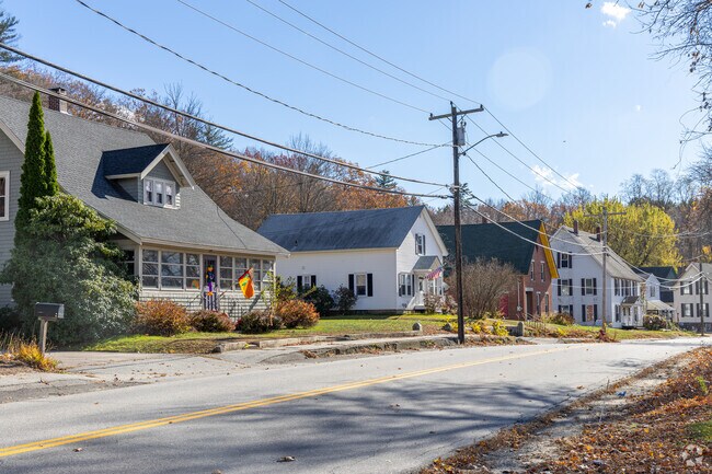 A row of homes found in the Hooksett neighborhood near the Merrimack River.