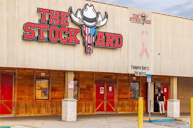 Git ur boots on and head to the Stock Yard for line dancing and country fun in Anclote.