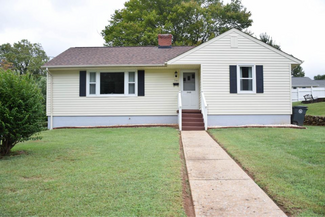 745 Crestwood Cir, Lynchburg, VA 24502
