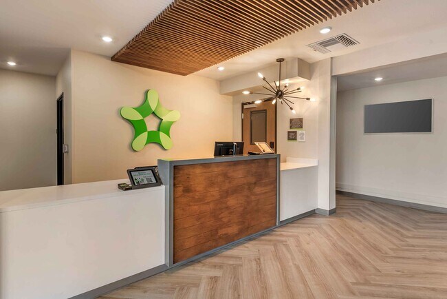 4060 Center Park Dr, Colorado Springs, CO 80916 - photo 6