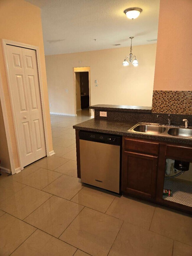 6915 Ortega Woods Dr Unit 2, Jacksonville, FL 32244