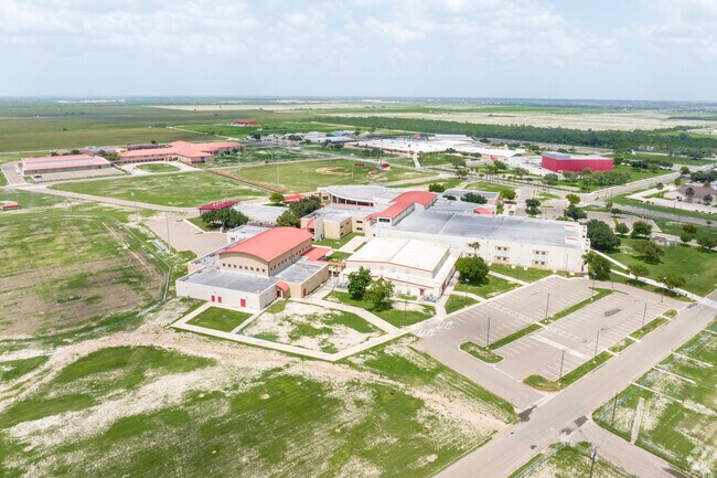 Jimmy Carter Early College High School hosts grades 9th to 12th in the La Joya, Tx area.
