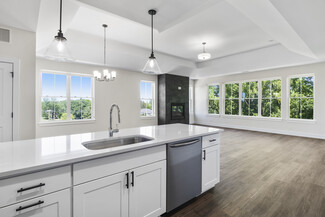 1 Dunnwood Green Ln, Pittsford, NY 14534