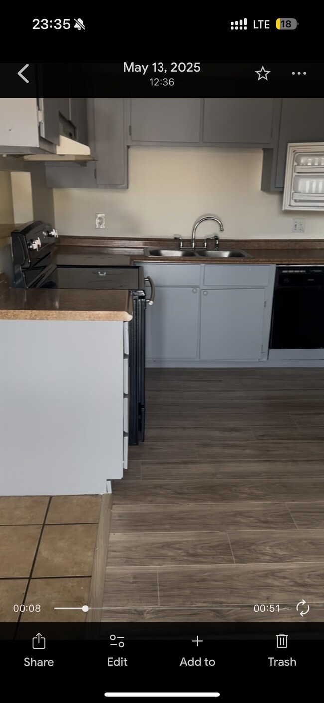 4185 Solteros St Unit 4, Las Vegas, NV 89103