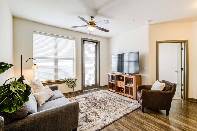 Overture Highlands 55+ Active Adult Apartment Homes, Arlington, TX 76014 - photo 3