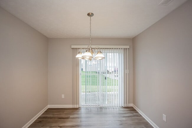 11409 Cuyahoga Dr, Indianapolis, IN 46235 - photo 5