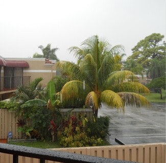 3955 Village Dr, Delray Beach, FL 33445