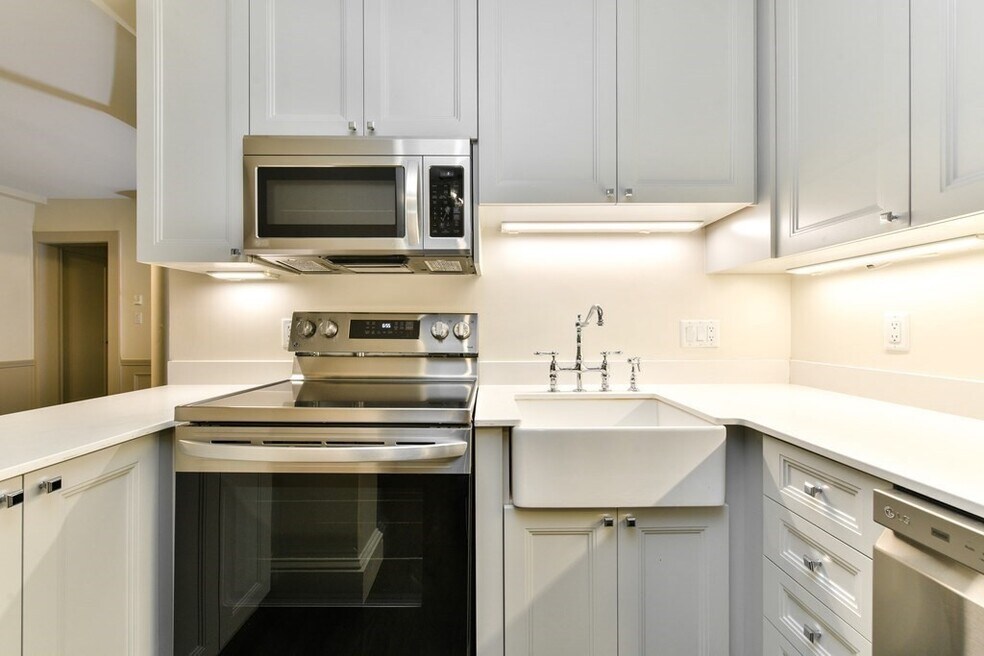 7 Dana St unit 47, Cambridge, MA 02138 - photo 1