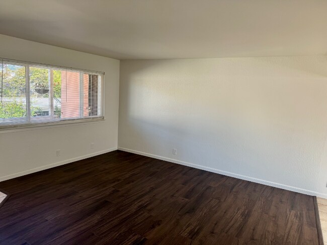 3810 Redding St unit 5, Oakland, CA 94619 - photo 6