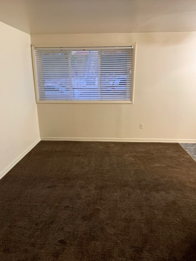 1603 28th St SE, Washington, DC 20020 - photo 2