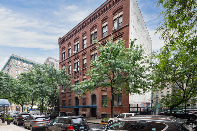 Murray Hill's pride: The Epiphany School.