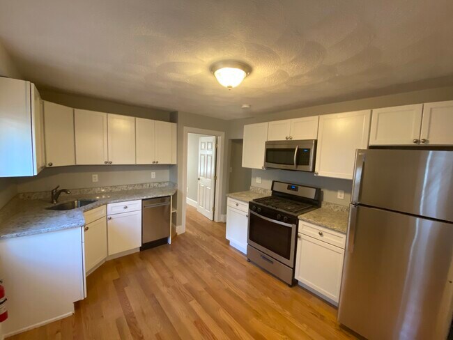 309 Highland Ave unit R, Somerville, MA 02144 - photo 6