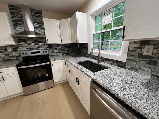 1821 Freeport Rd NW, Dalton, GA 30720 - photo 4