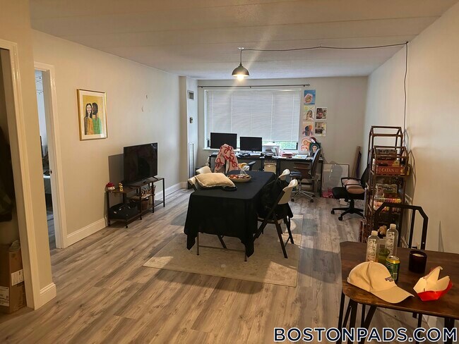 Claridge House Condominiums unit 505, Brighton, MA 02135 - photo 6