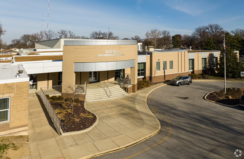 Gotsch Middle School is a modern facility with a 14 to 1.student to teacher ration.