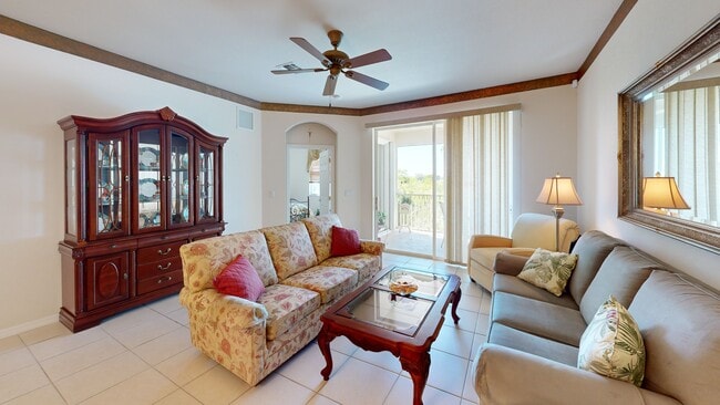 14981 Reflection Key Cir unit 335, Fort Myers, FL 33907 - photo 3