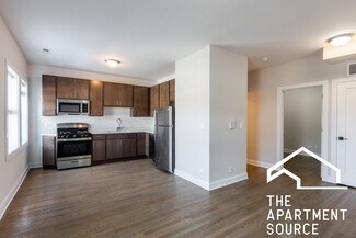 3405 W Fullerton Ave Unit 3D, Chicago, IL 60647