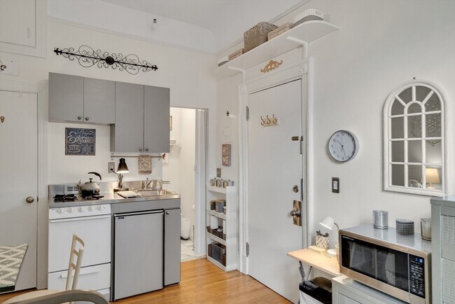 295 Commonwealth Ave unit 8, Boston, MA 02115 - photo 3