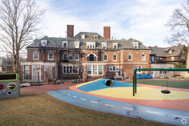 Brimmer & May School, Newton MA Rankings & Reviews - Homes.com