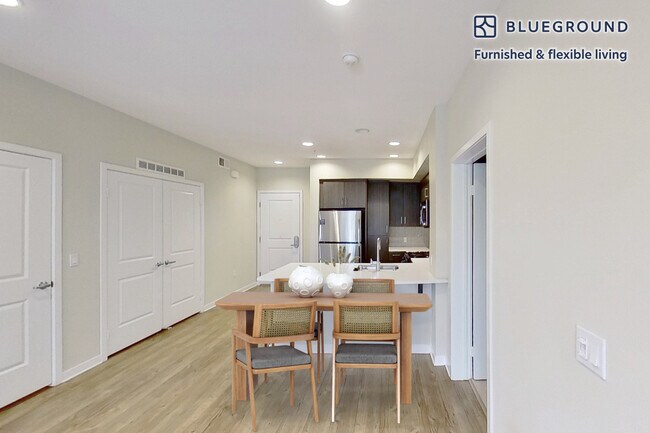 2777 Alton Pkwy unit FL1-ID10091A, Irvine, CA 92606 - photo 5