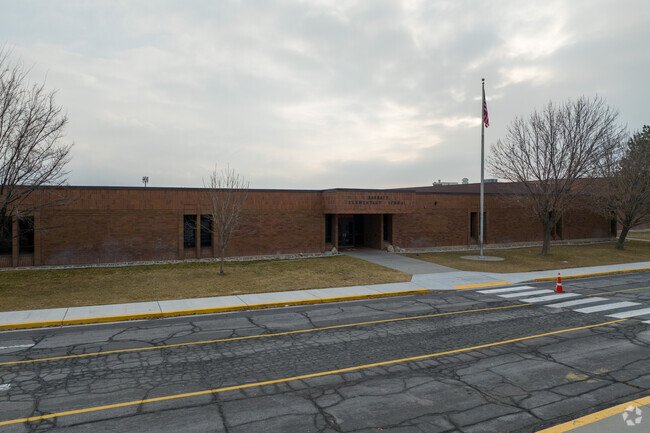 Entrance of Barratt Elementary School located in the American Fork neighborhood.