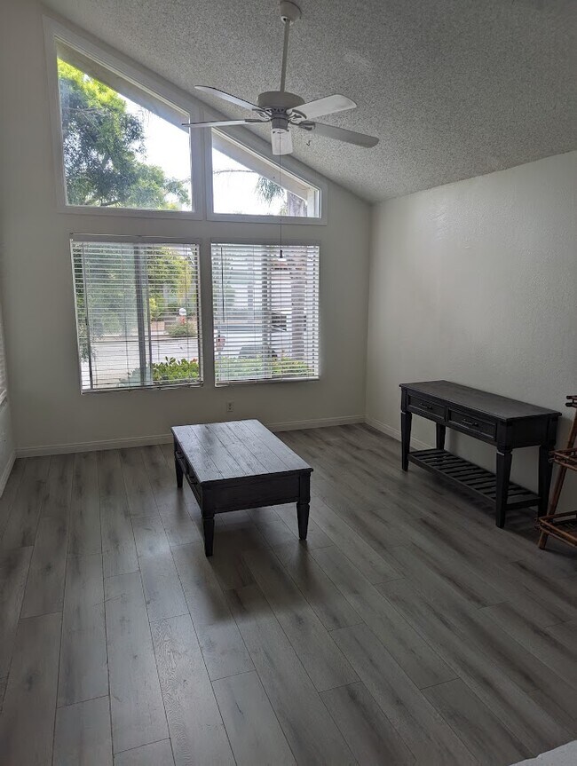 1046 Canal St unit 1046 Canal St., Oxnard, CA 93035 - photo 3