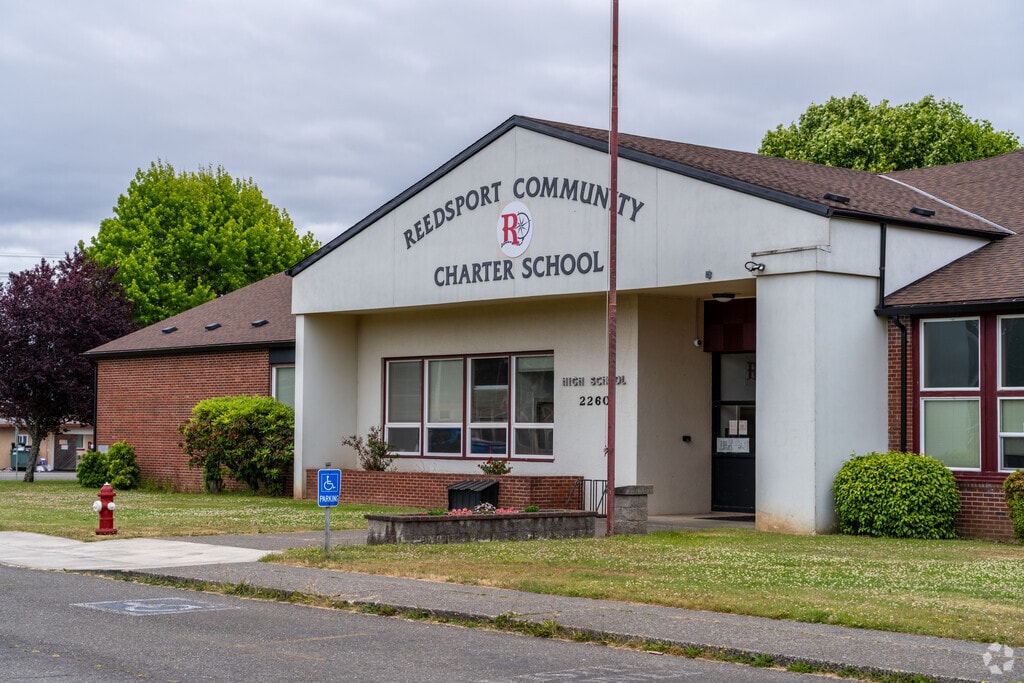 Reedsport Community Charter School serves grades 6-12 in Reedsport, Oregon.
