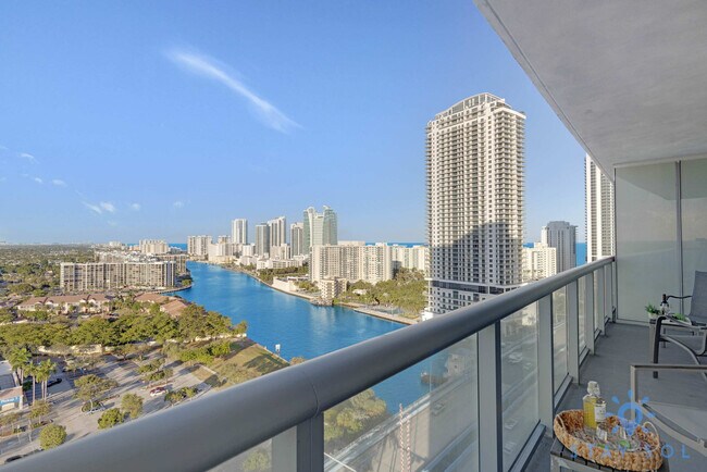 2602 E Hallandale Beach Blvd unit ID1227532P, Hallandale Beach, FL 33009 - photo 7