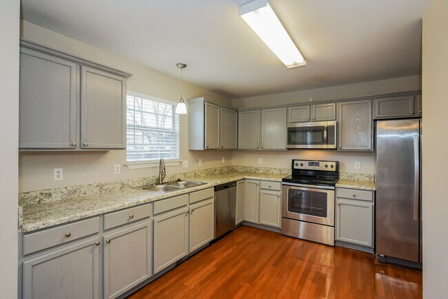 126 Sumner Meadows Ln, Hendersonville, TN 37075 - photo 6