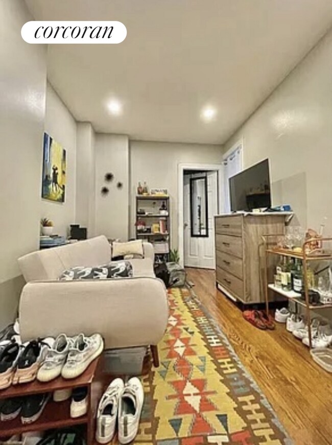 338 E 65th St, New York, NY 10065