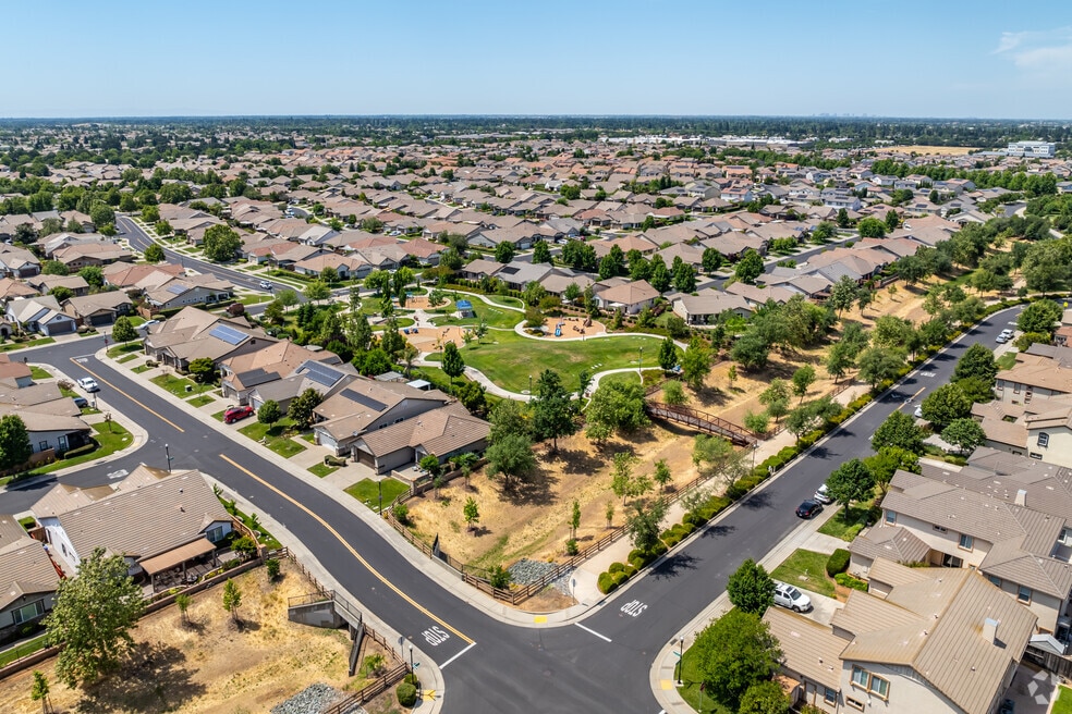 SouthWestElkGrove_568697_LM_60625_FINAL