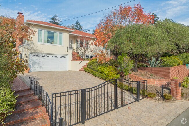 Central Orinda is full of gorgeous new traditional architecture.