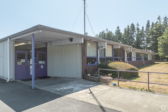 Pacific High School is public high school in Port Orford OR.