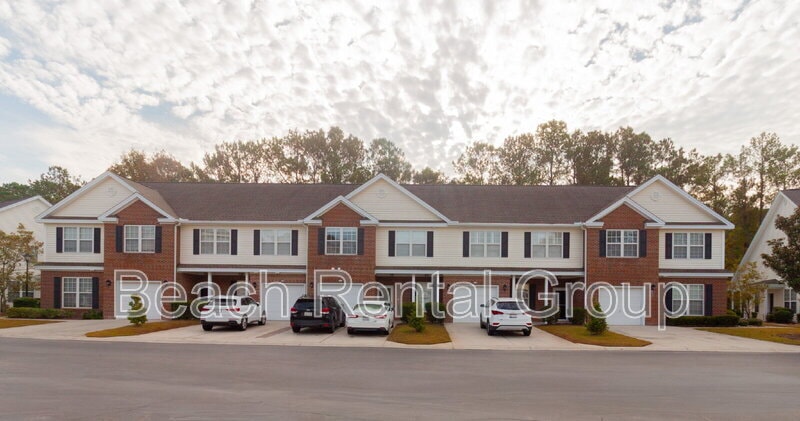 211 Connemara Dr, Myrtle Beach, SC 29579 - photo 1