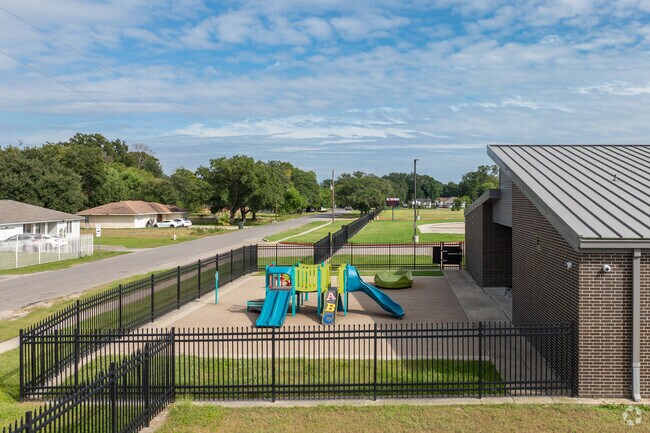 Travis Elementary School is a clean and well maintained campus.