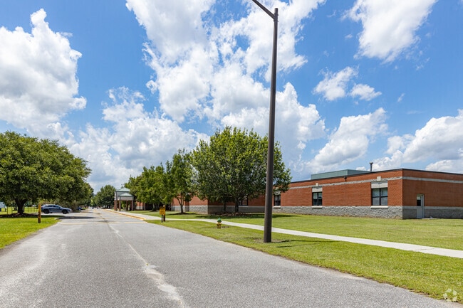 West Chatham Middle School is a public school located in Pooler, Georgia.