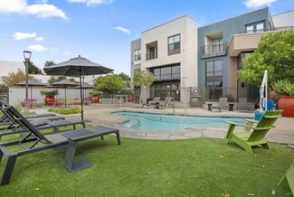 777 Hamilton Ave, Menlo Park, CA 94025