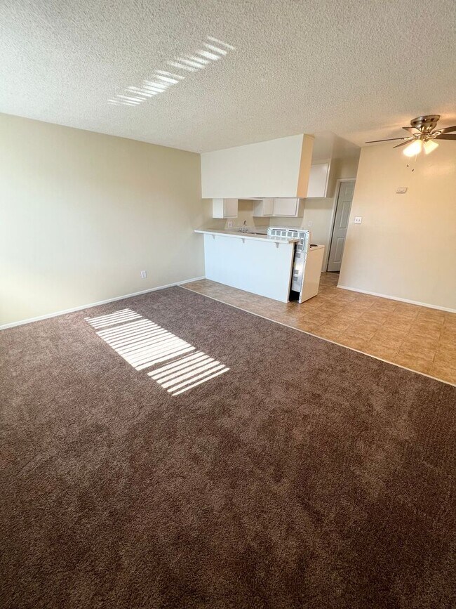 CHADRON, Gardena, CA 90249 - photo 3