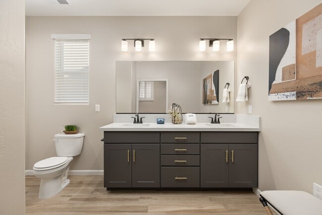 1617 W Sable Place unit 36916585, Hanford, CA 93230 - photo 7