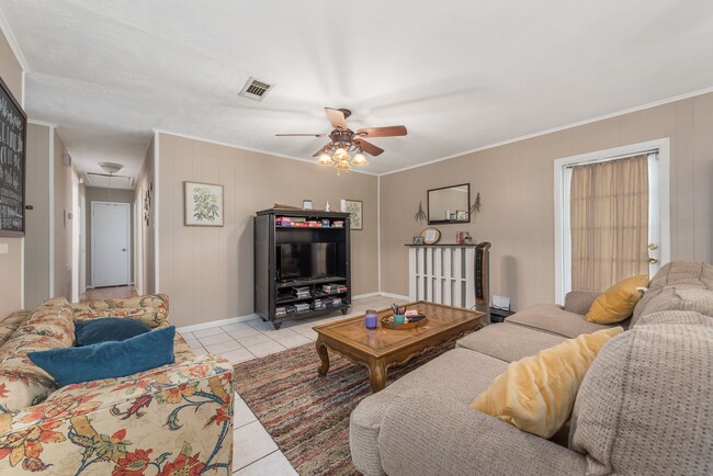 1405 Gunsmith St, College Station, TX 77840 - photo 4