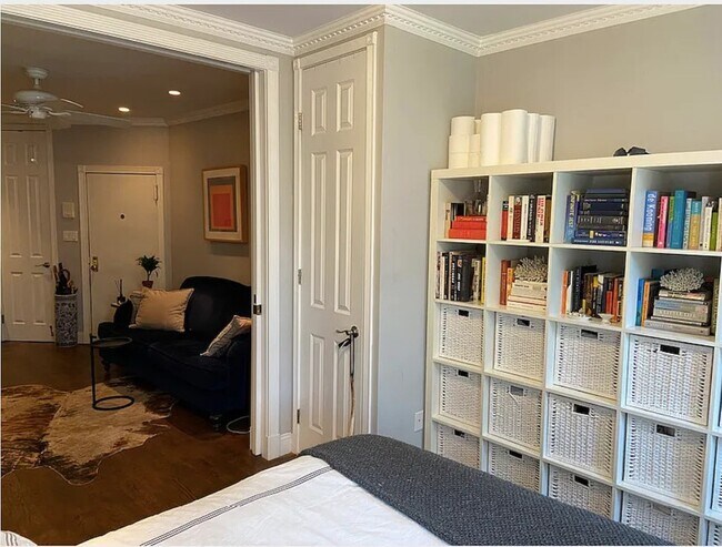 95 Perry St unit 16, New York, NY 10014 - photo 6